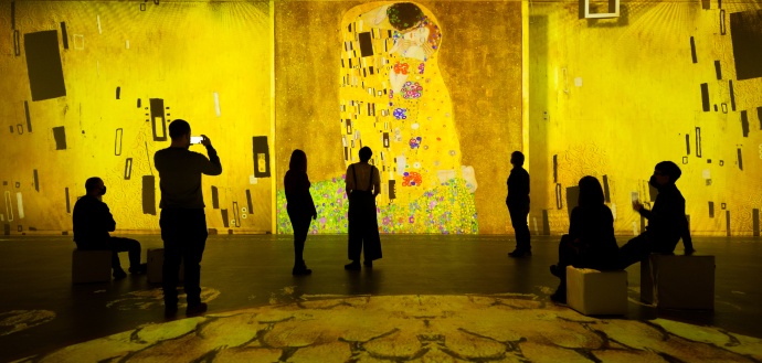 A legmenőbb Gustav Klimt kiállítás immerzív térben látható Budapesten - Jegyinfók itt!